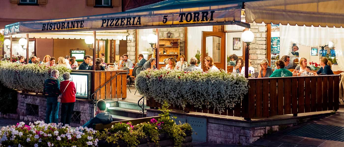Ristorante Pizzeria 5 Torri, Restaurant in Cortina d'Ampezzo
