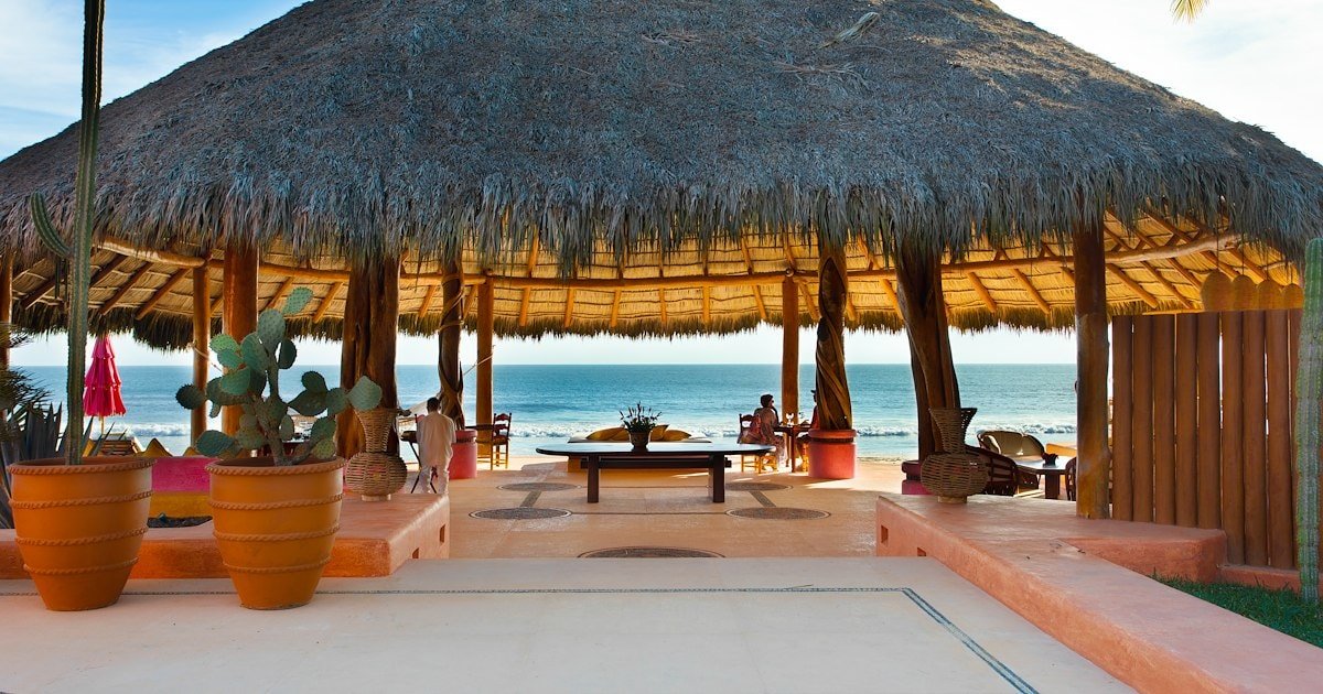 La Palapa Beach Club