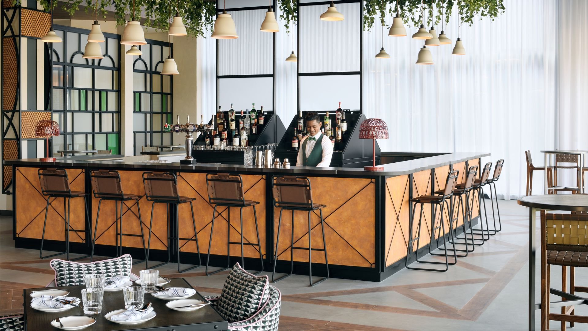Boons Brasserie & Bar, Restaurant in Ras al Khaimah