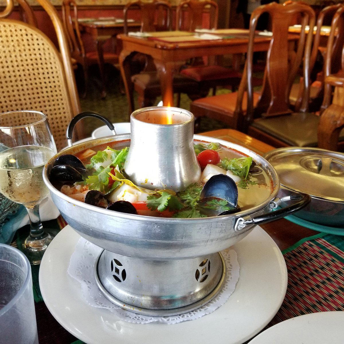 Min's Kitchen restaurant in La Cañada Flintridge, United States