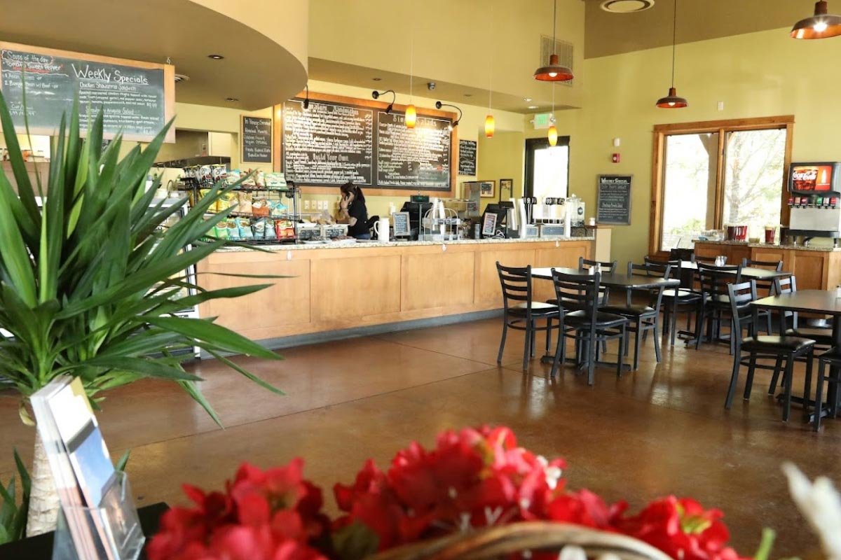 Yosh's Unique Deli, Restaurant in Reno