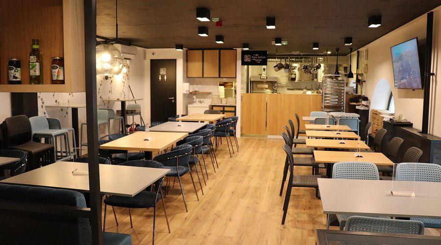 ÉS Deli, Restaurant in Budapest
