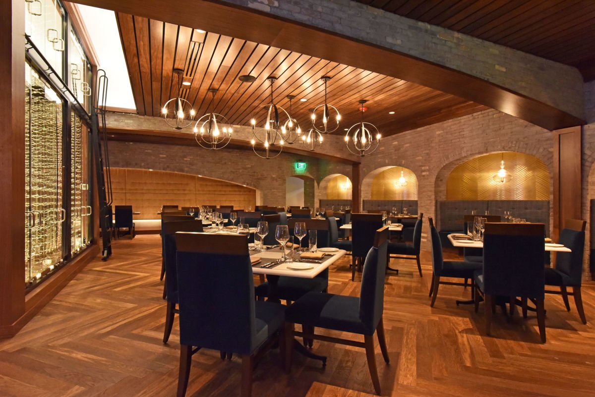 Casino Cafe & Grille restaurant in Tiverton, United States