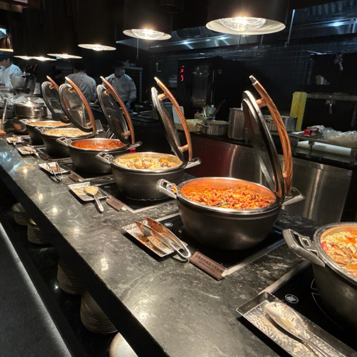 Island Buffet Tainan – T.S. Mall A1, Restaurant in Tainan
