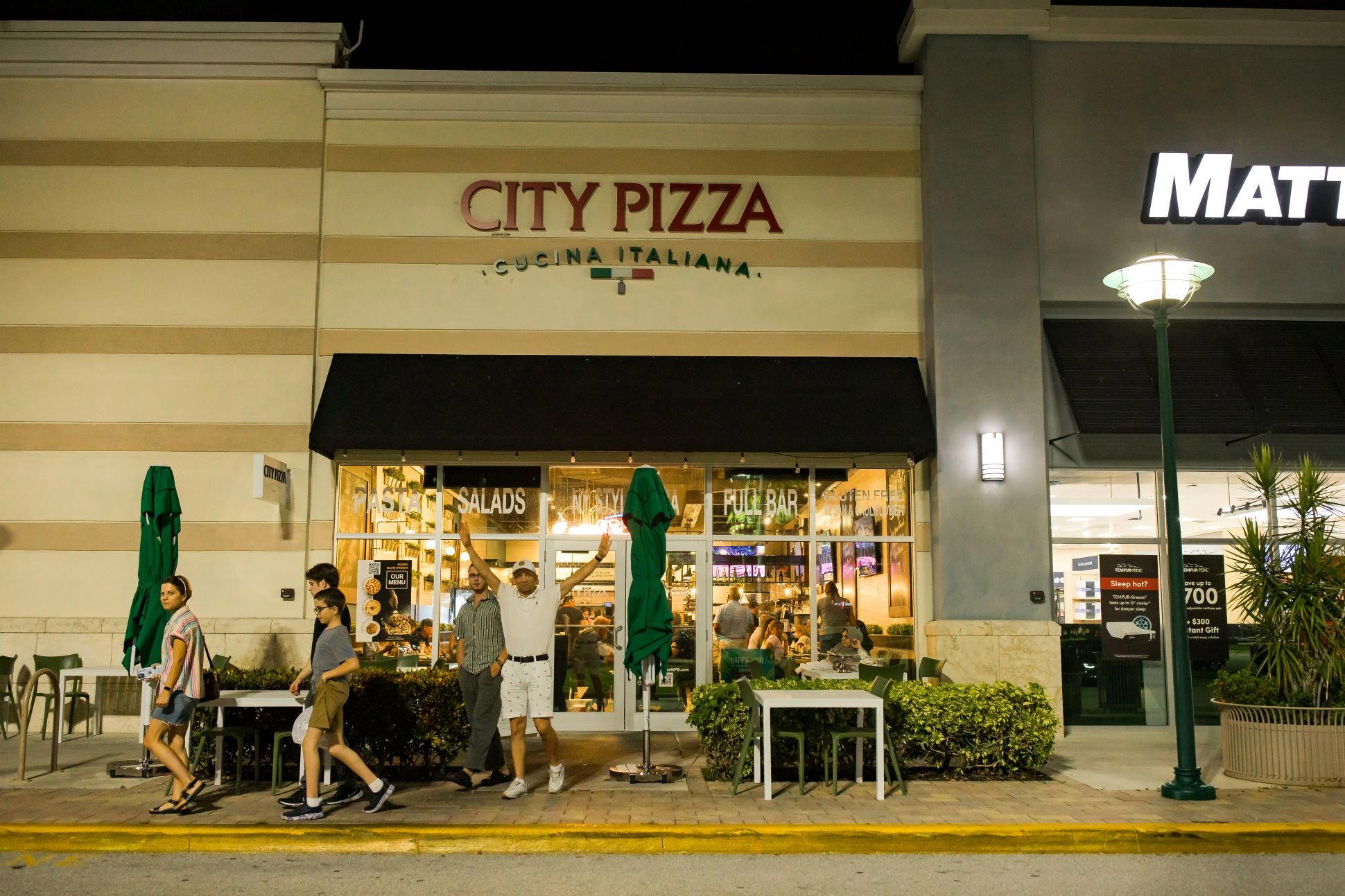 City Pizza Italian Cuisine restaurant in West Palm Beach, United States