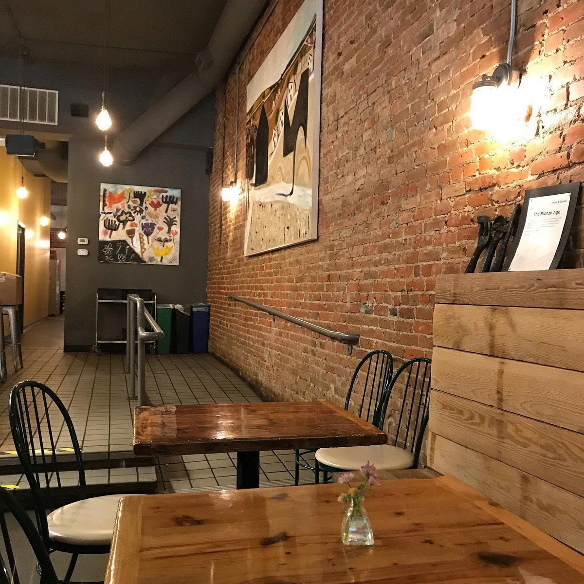 Kitchen Table restaurant in Omaha