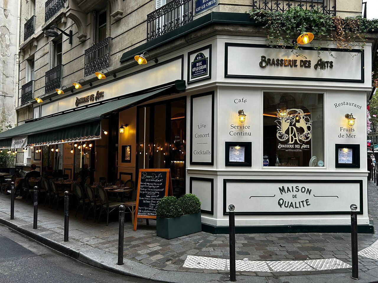 Brasserie des Arts, Restaurant in Paris