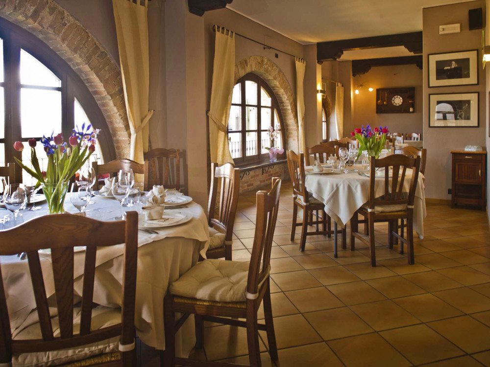 Ristorante Le Torri, Castiglione Falletto, Italy