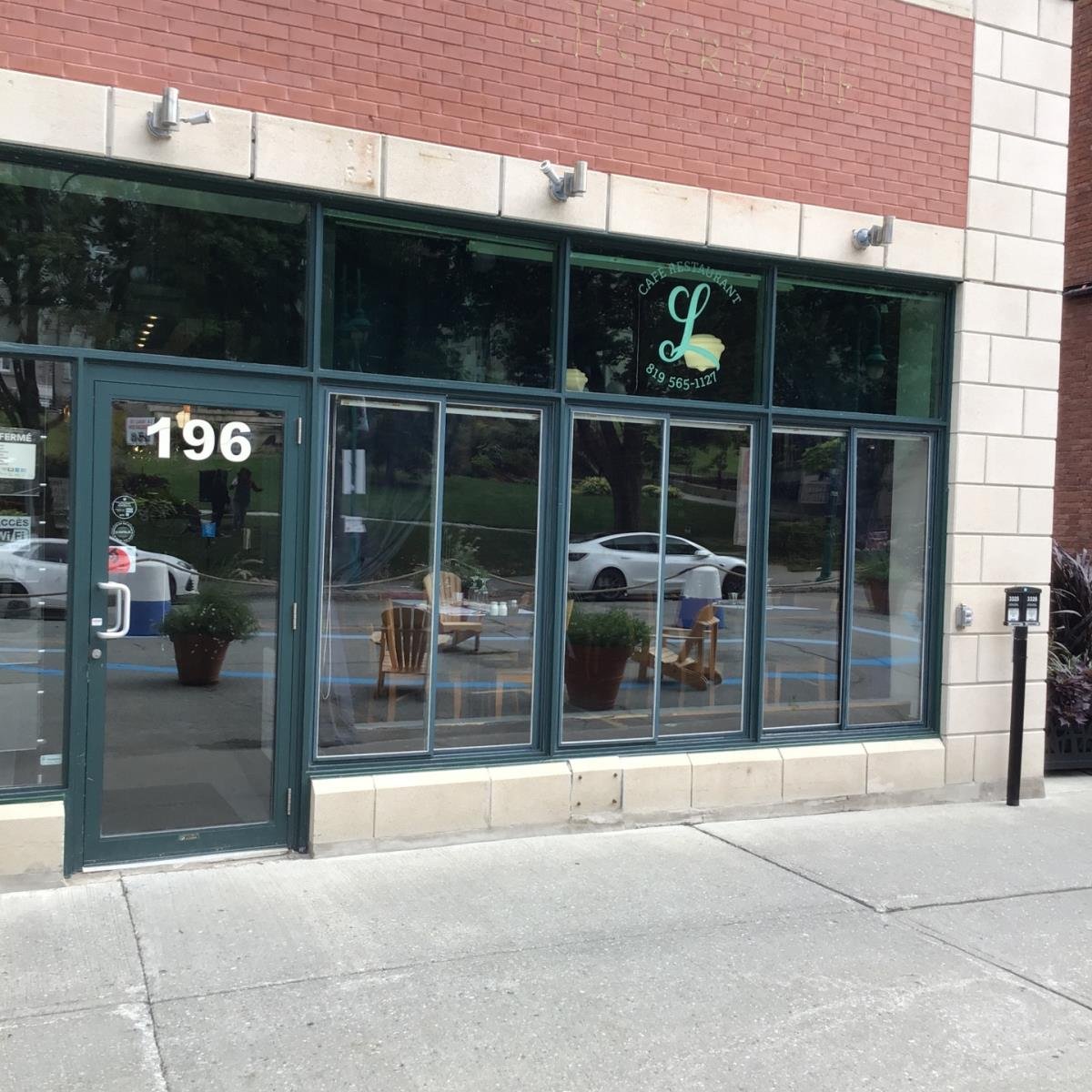 Café-Restaurant L restaurant in Sherbrooke