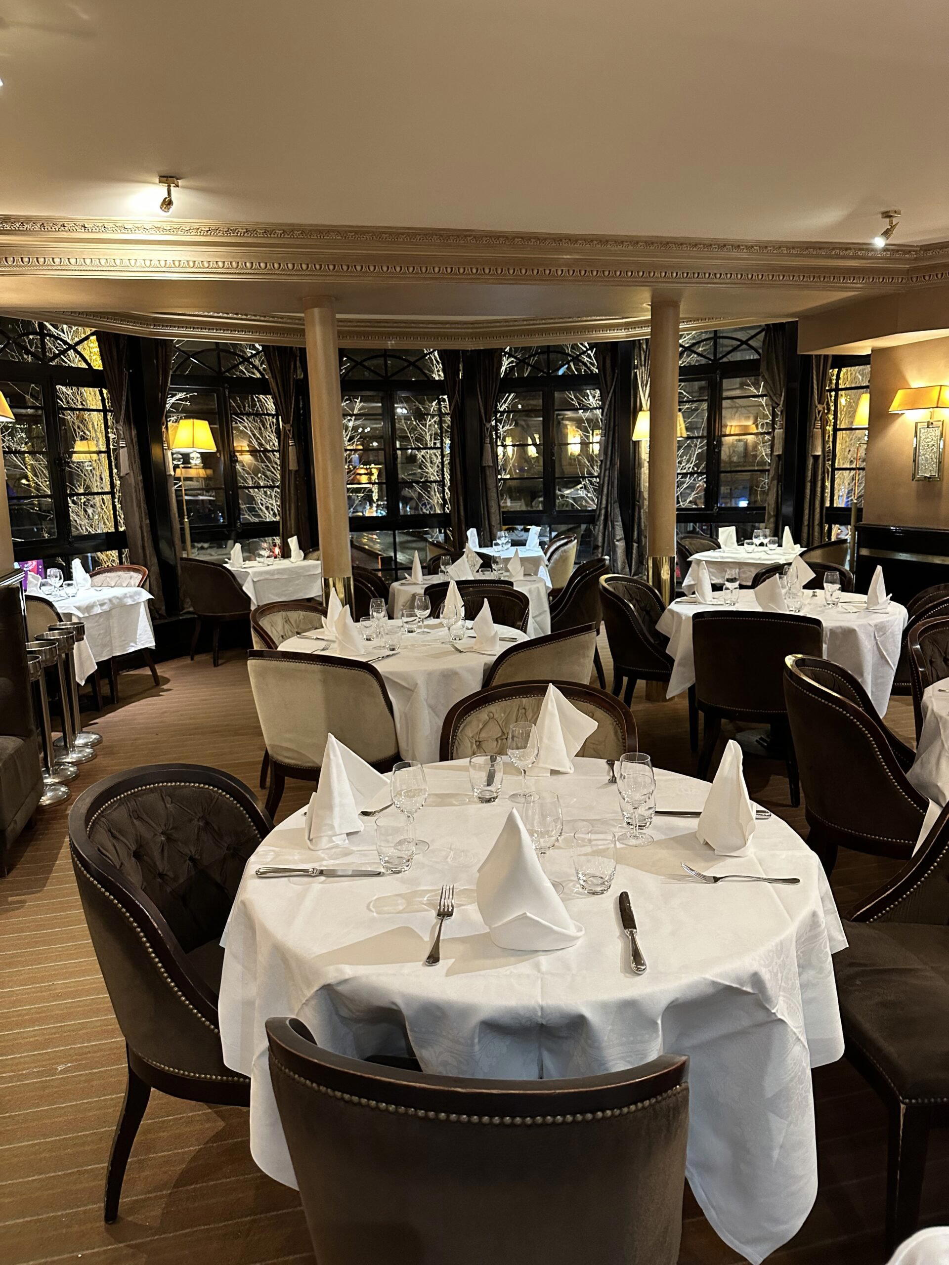 Le Congrès Auteuil, Paris, France
