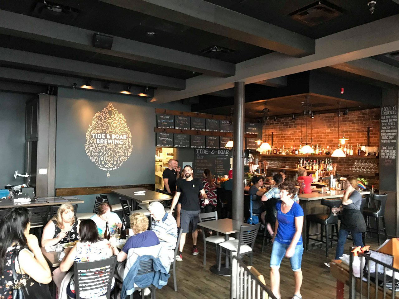 Tide & Boar Gastropub, Restaurant in Moncton