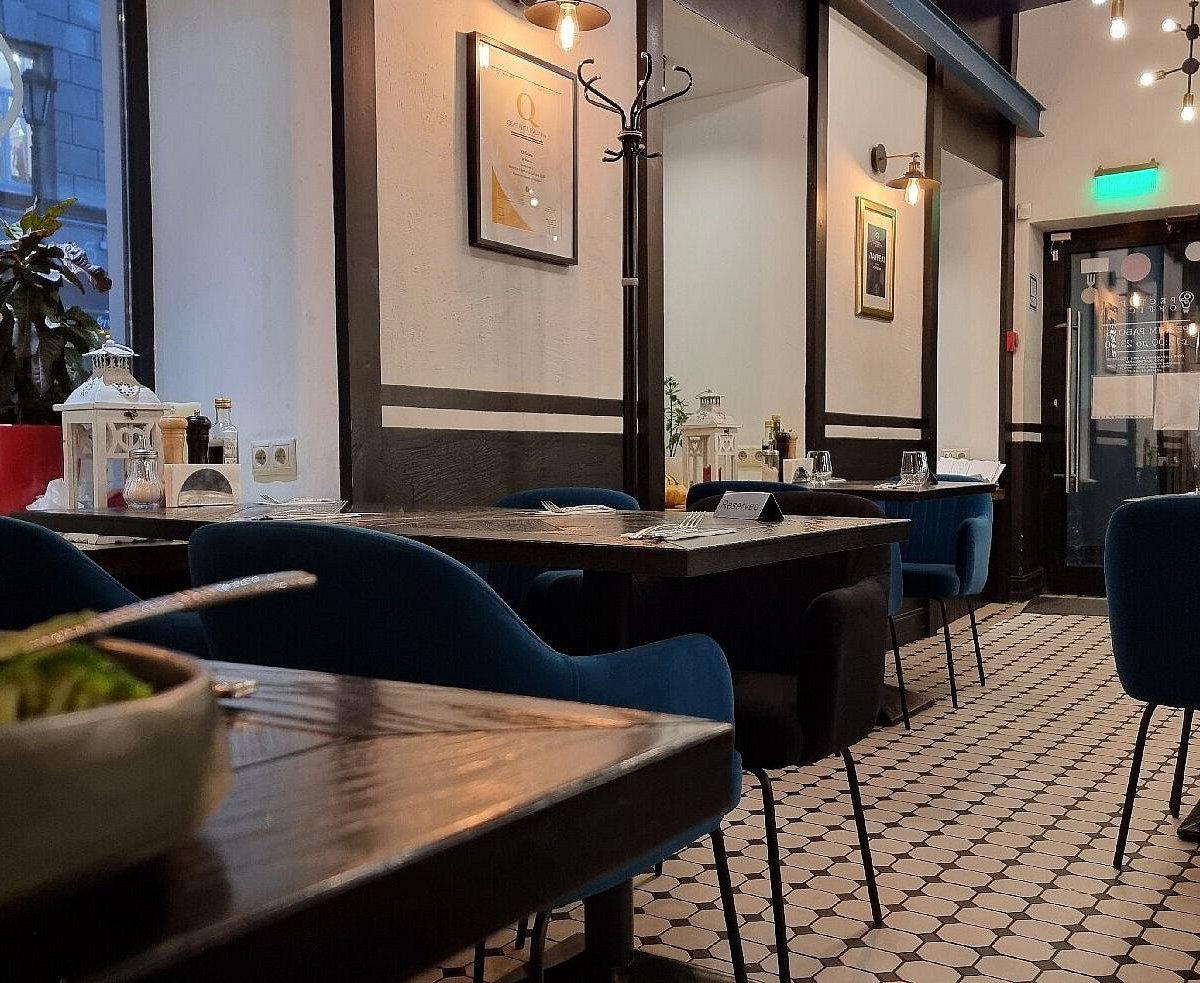 Officina restaurant in Moscow, Russia
