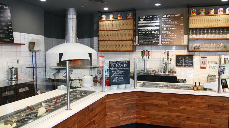 Fabrica Pizza restaurant in Tampa