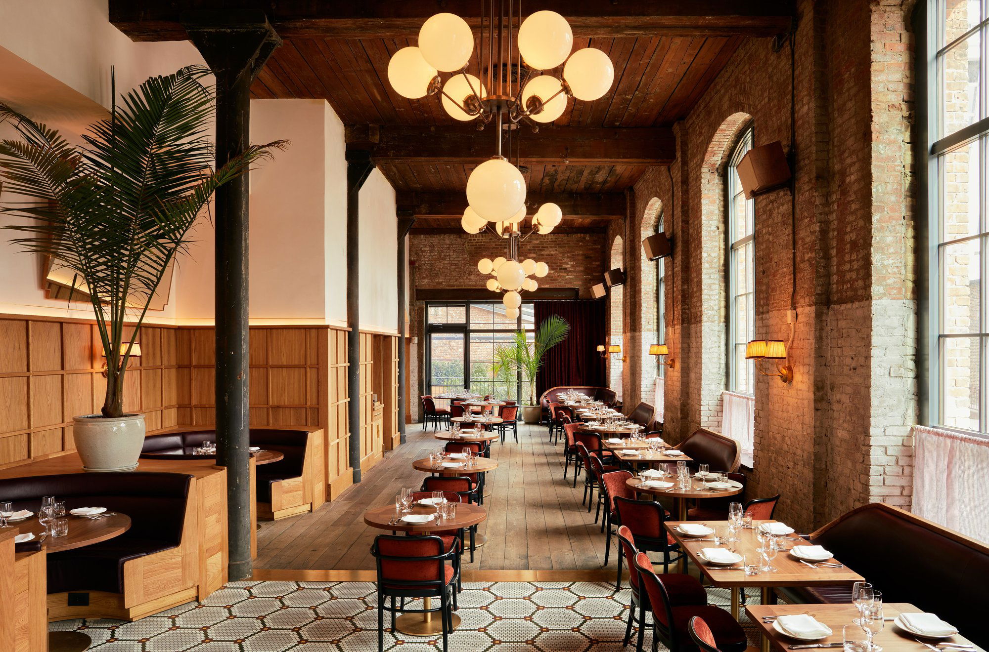 Le Crocodile, Restaurant in New York City