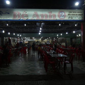 Nhà Hàng Bé Anh