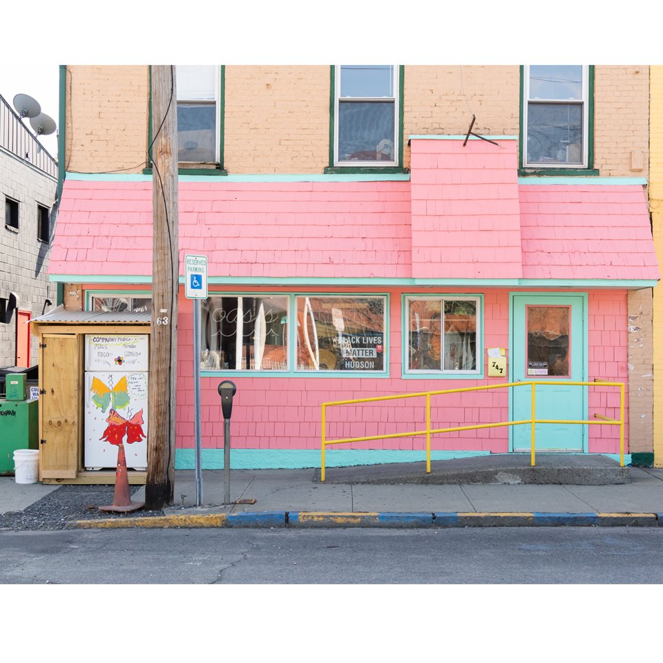 Lil' Deb's Oasis
