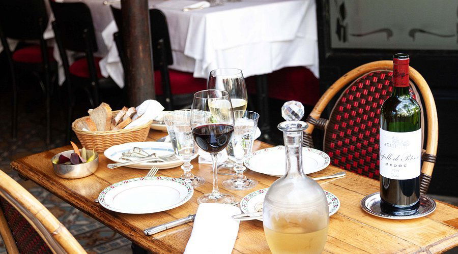 Café Max, Restaurant in Paris