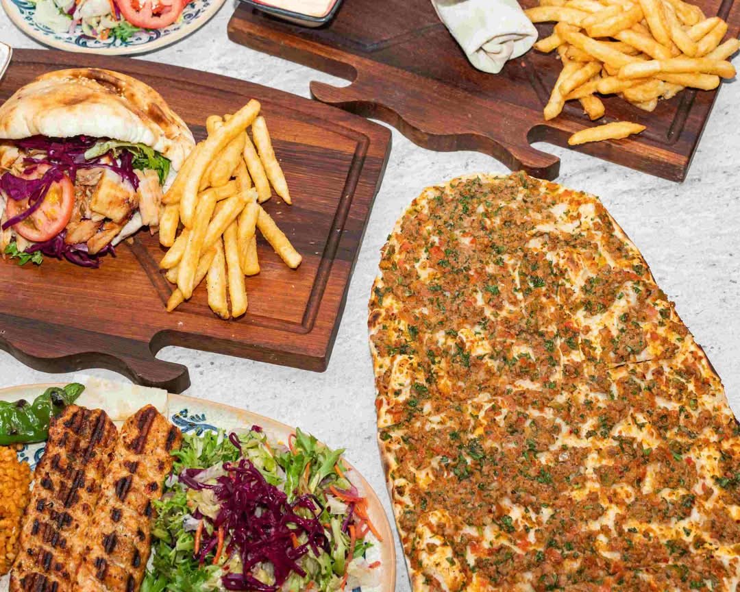 A La Istanbul Turkish Cuisine restaurant in Ottawa