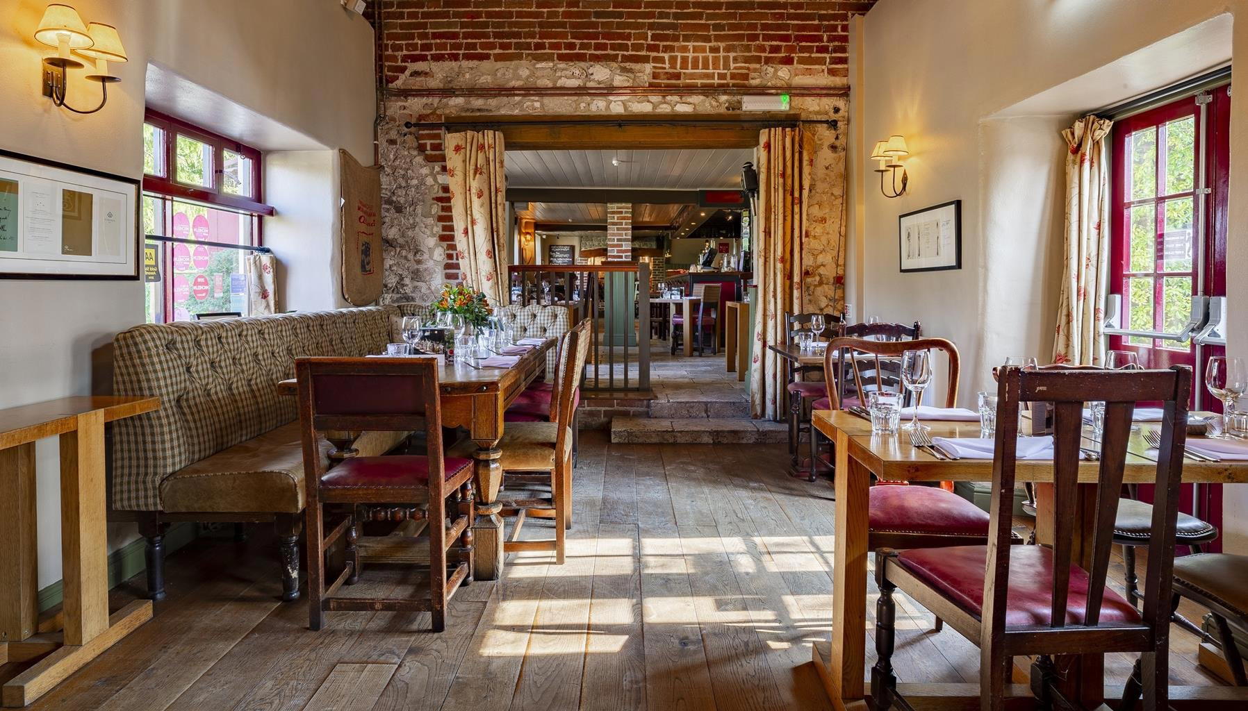 Red Lion restaurant in Pewsey, United Kingdom