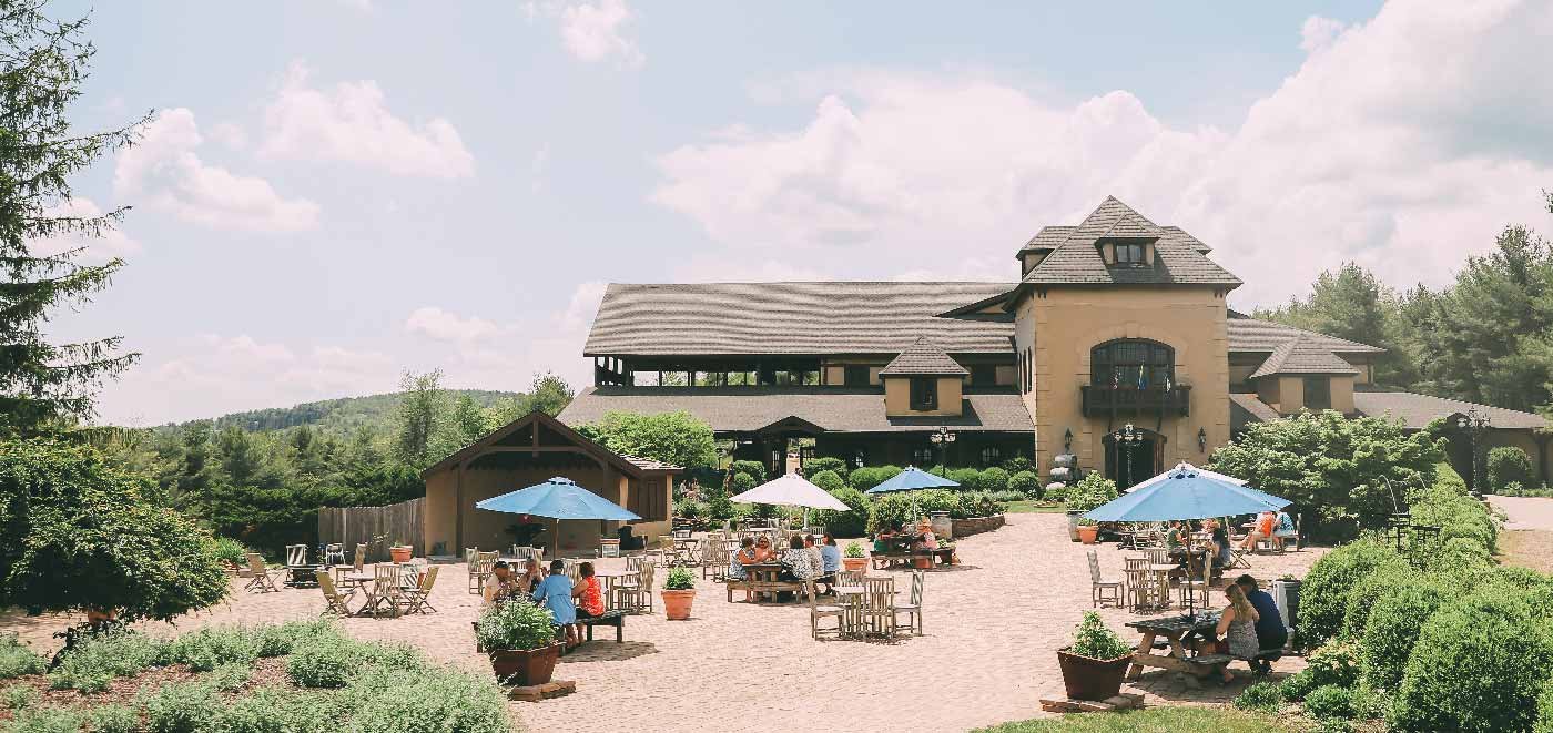 Chateau Morrisette restaurant in Floyd