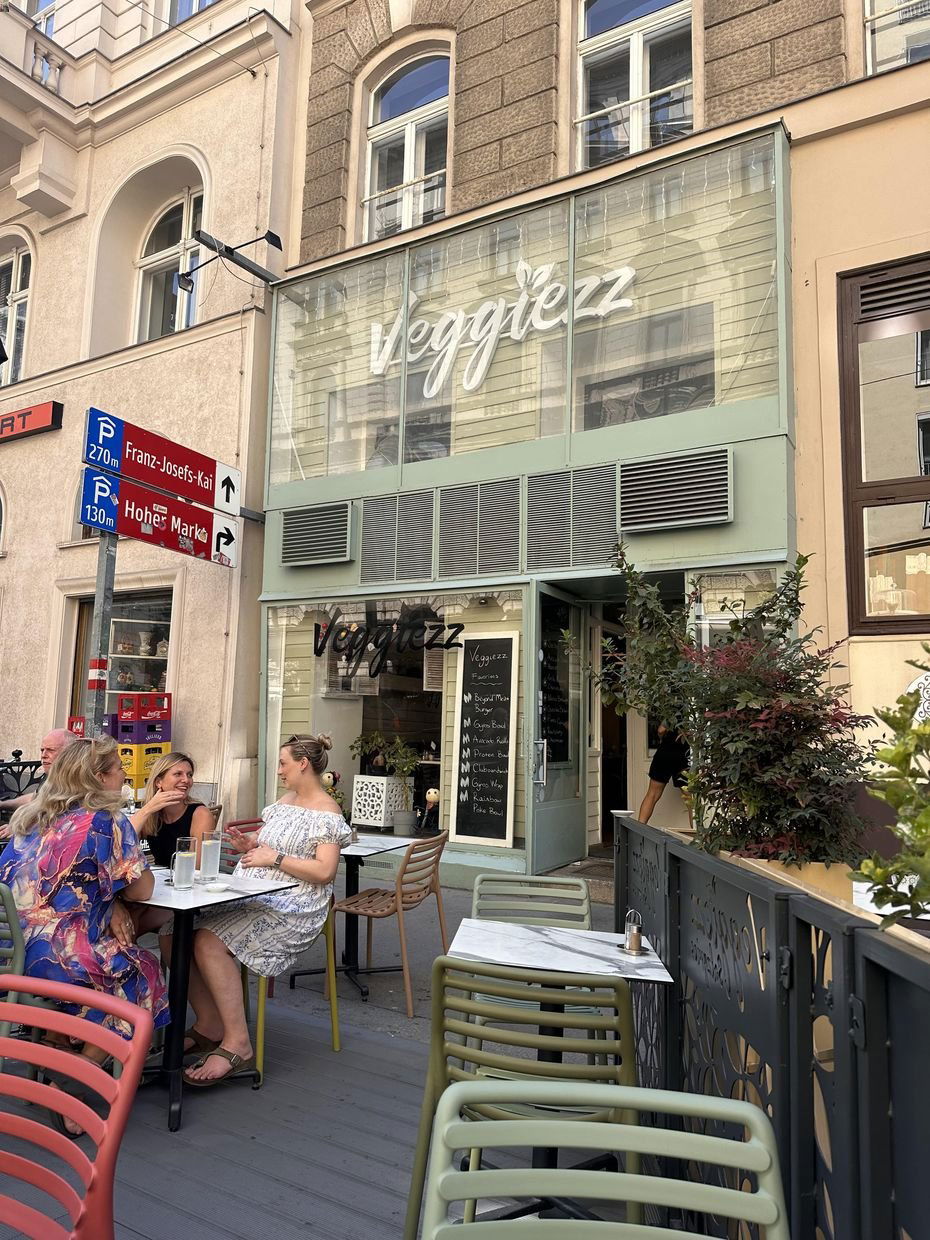 Veggiezz, Restaurant in Vienna