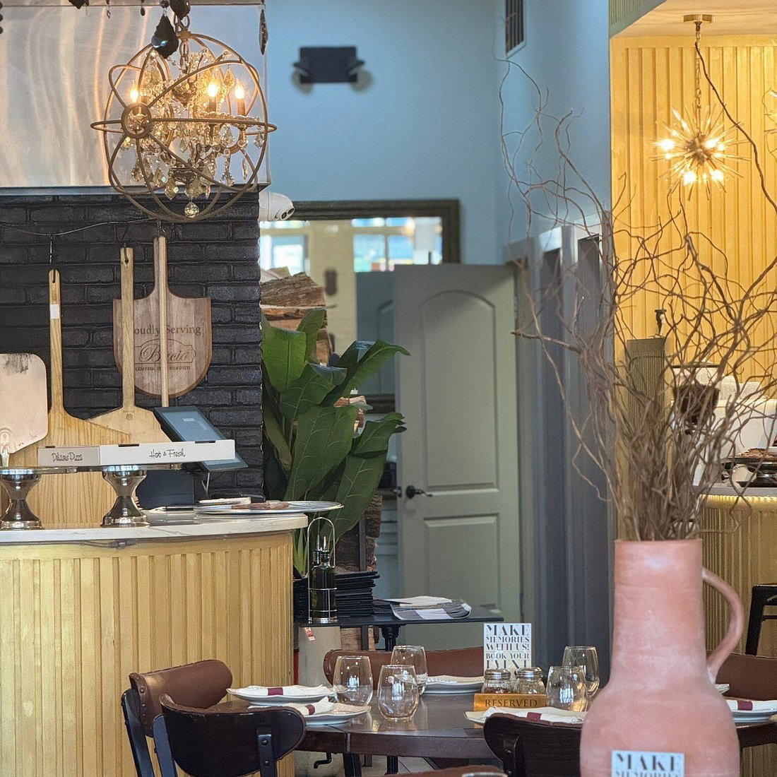 Teura Italian Restaurant restaurant in New York City, United States