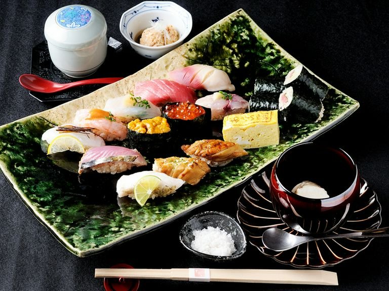 本郷おけい鮨, Nagoya, Japan