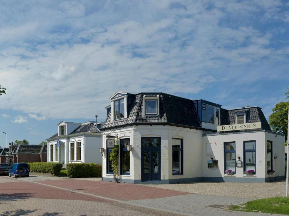 De Vijf Sinnen restaurant in Weidum