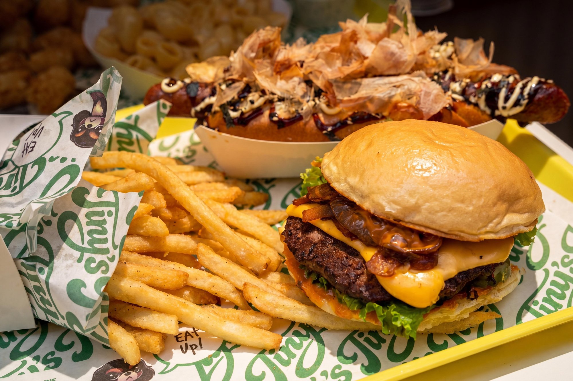 Tiny’s Burger, Restaurant in Costa Mesa
