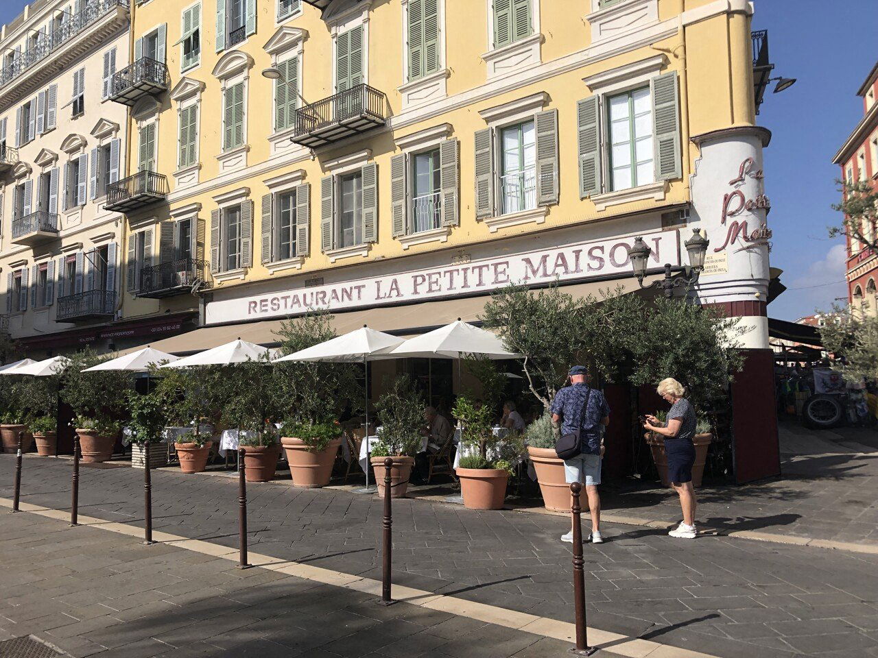 La Petite Maison, Restaurant in Nice