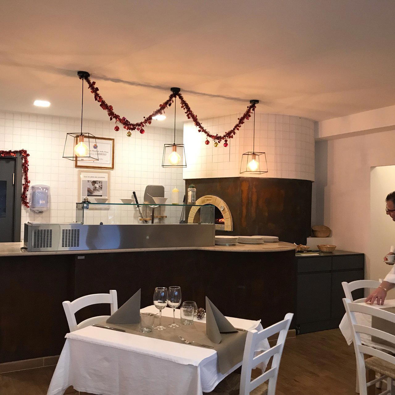 Trattoria V'diterraneo restaurant in Elvange, Luxembourg