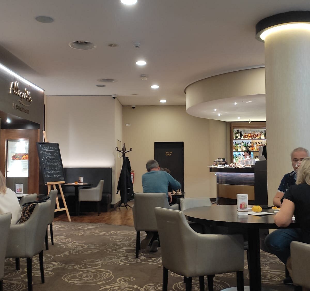 Allegretto Restaurant, Restaurant in Prague