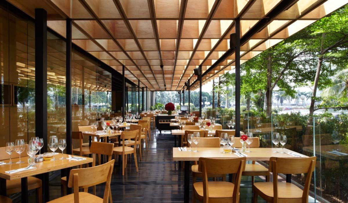 Cork&Screw Pacific Place restaurant in Jakarta