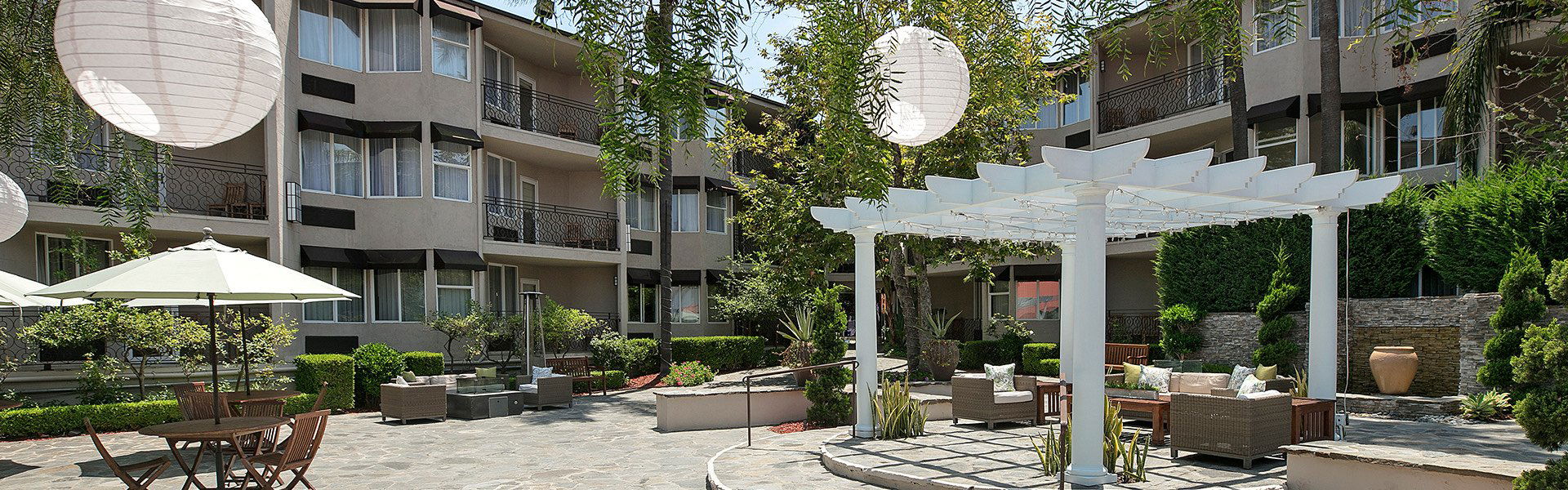 Second Story, Restaurant in Manhattan Beach