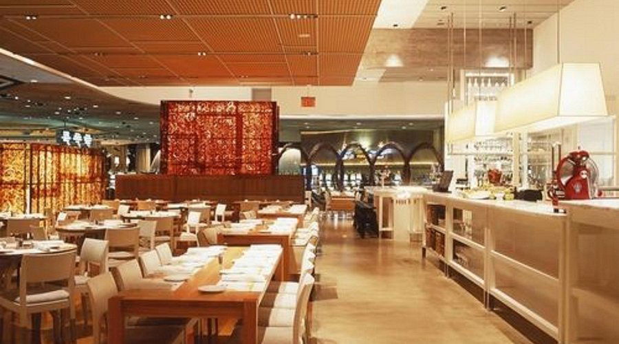 Wolfgang Puck Bar & Grill Las Vegas, Restaurant in Las Vegas