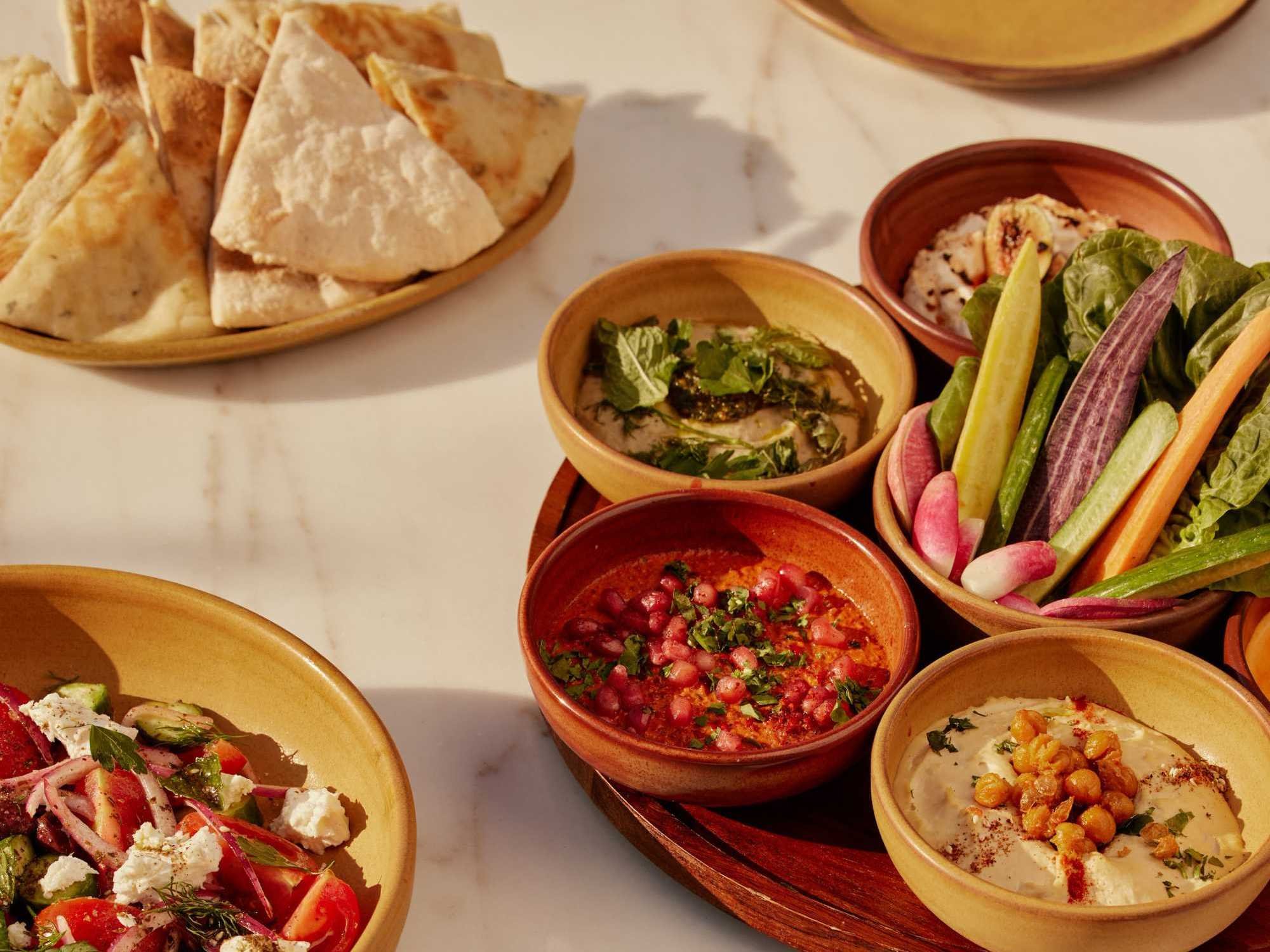 Théa Mediterranean Rooftop, Restaurant in Dallas