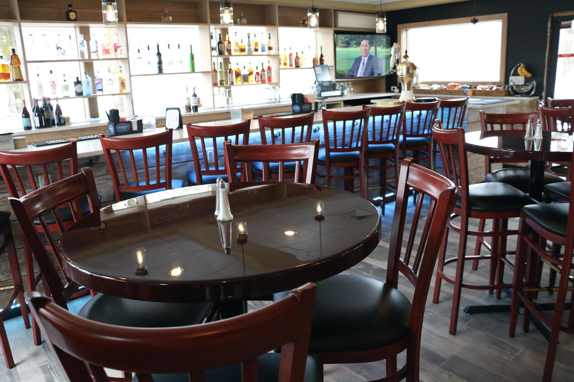 Cafe on the Green restaurant in Danbury, United States