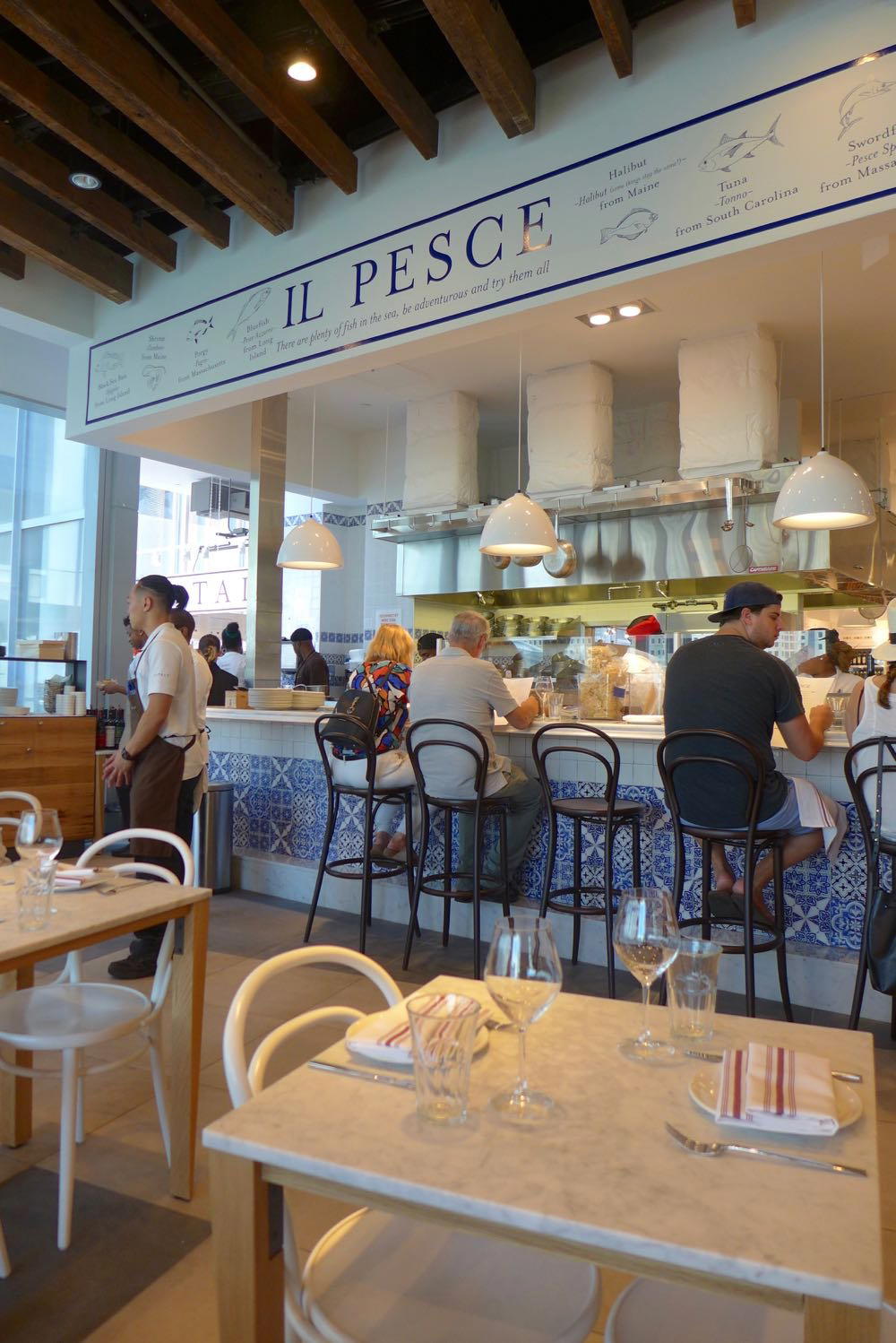 Il Pesce restaurant in New York City, United States