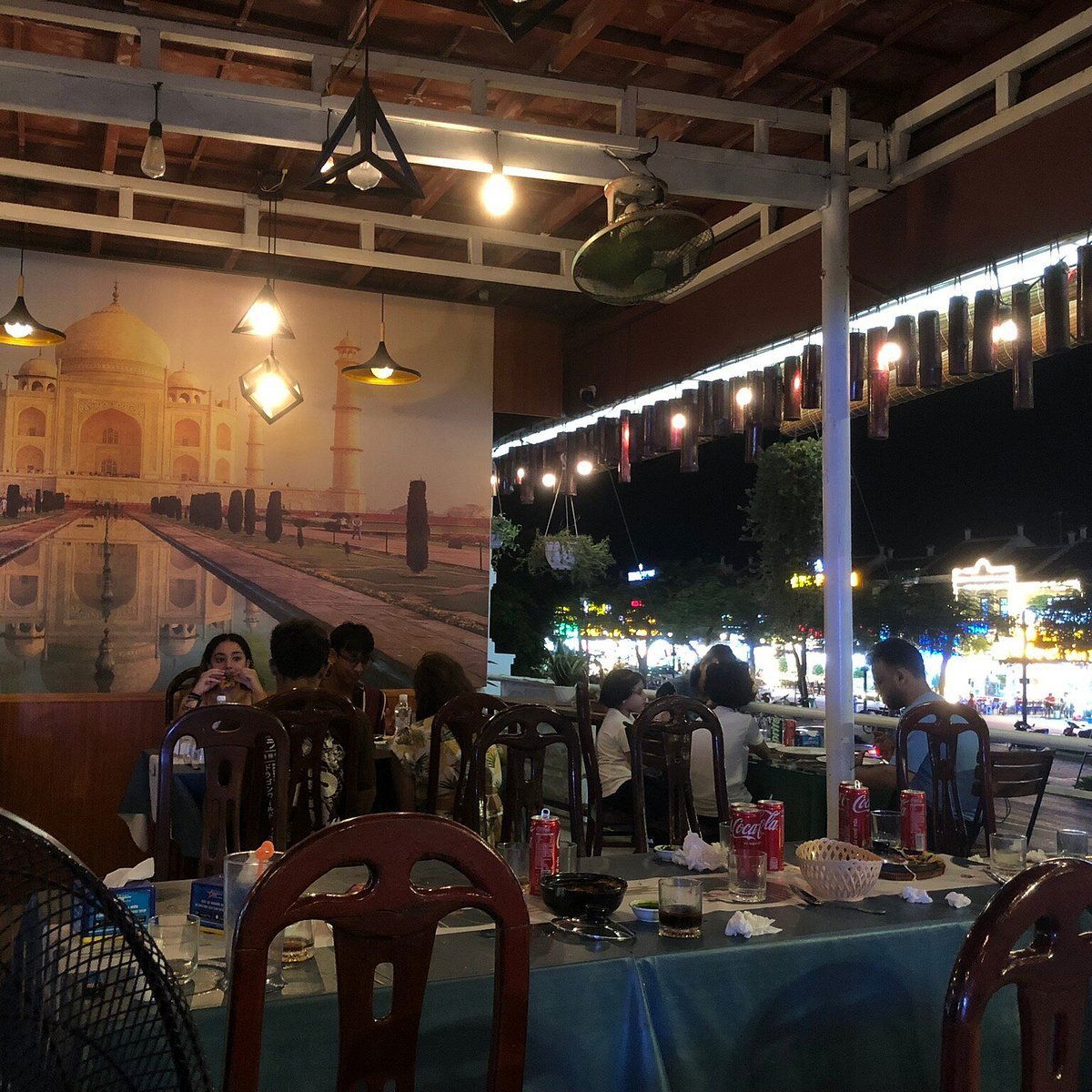 Indian Master Food Halal Restaurant, Restaurant in Hao Long