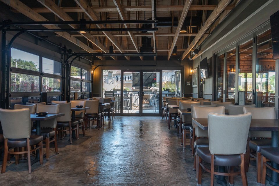 Barrels & Boards MA, Restaurant in Raynham