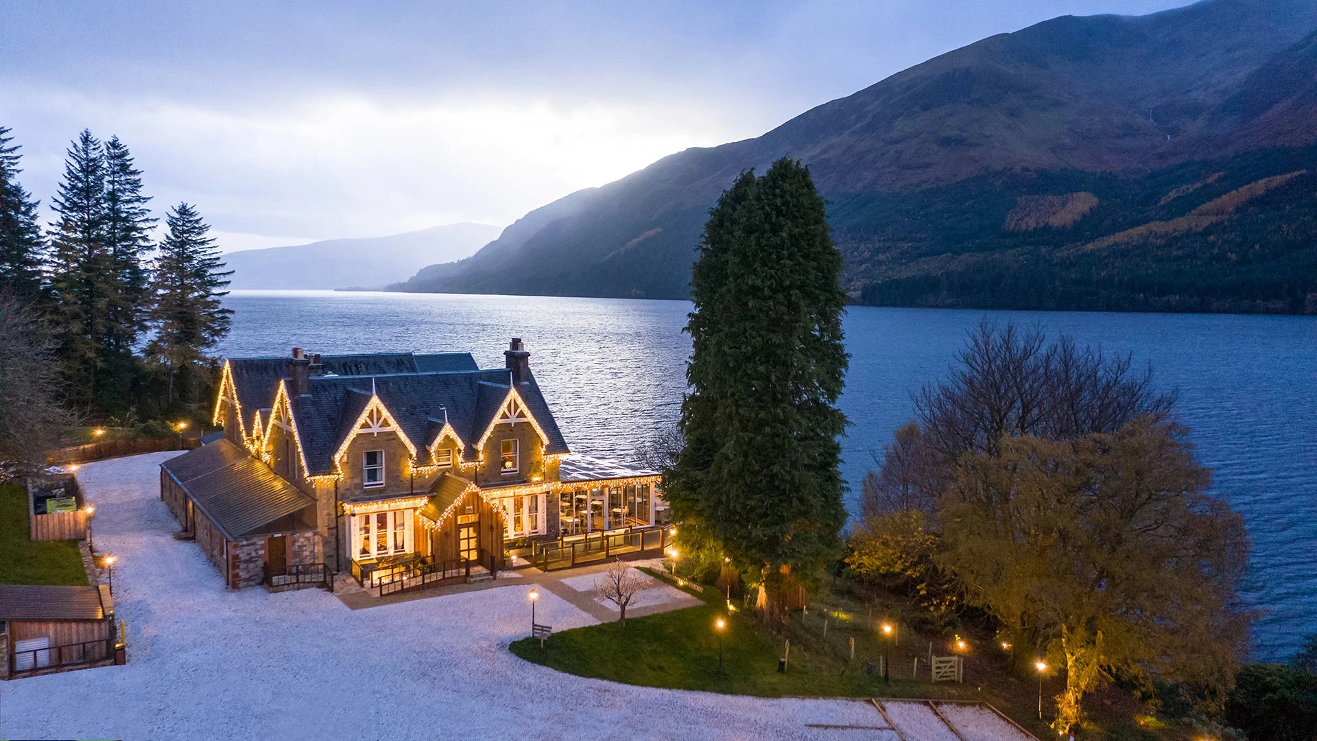The Whispering Pine Lodge, Letterfinlay, United Kingdom