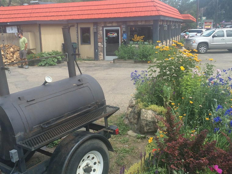 Smokin Yard's BBQ, Idaho Springs, United States