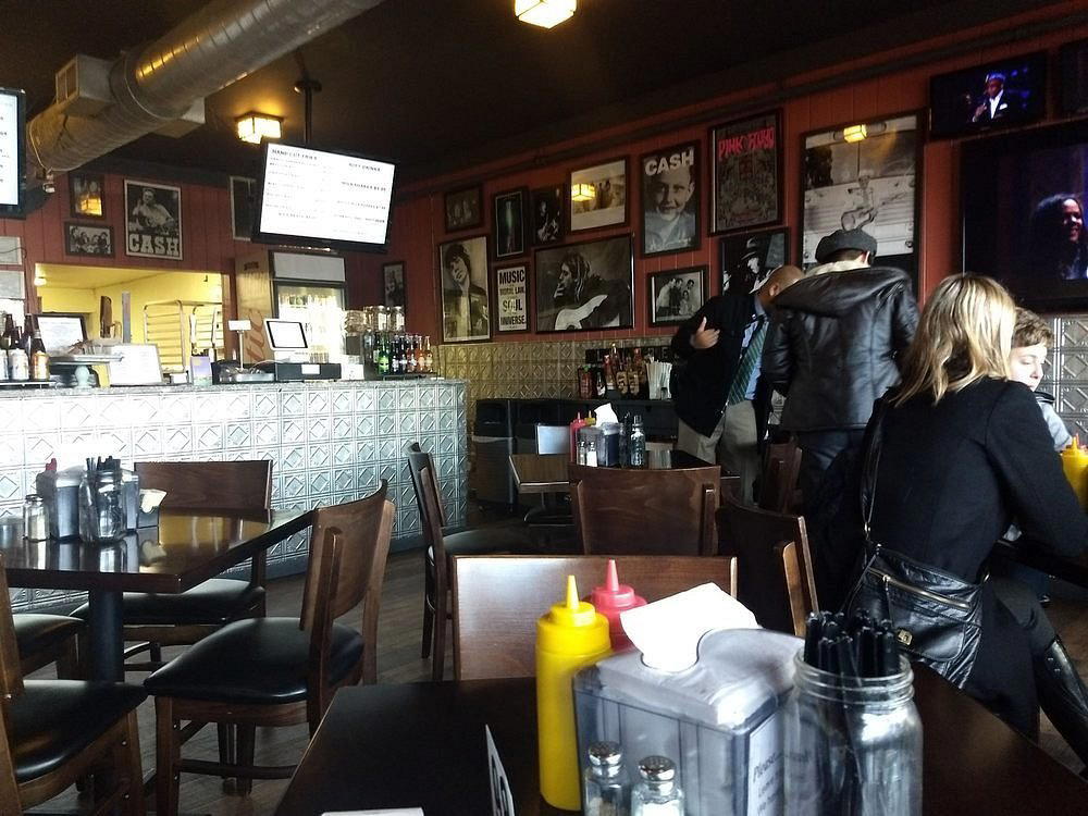 BRGRBELLY restaurant in Chicago, United States