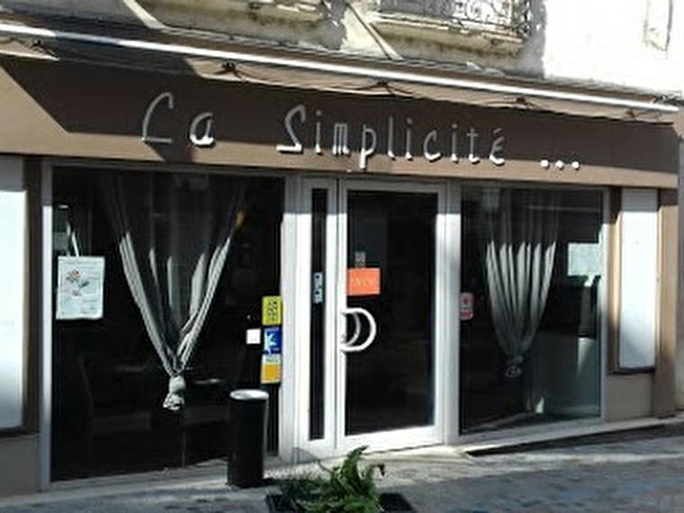 La simplicité, Nevers, France