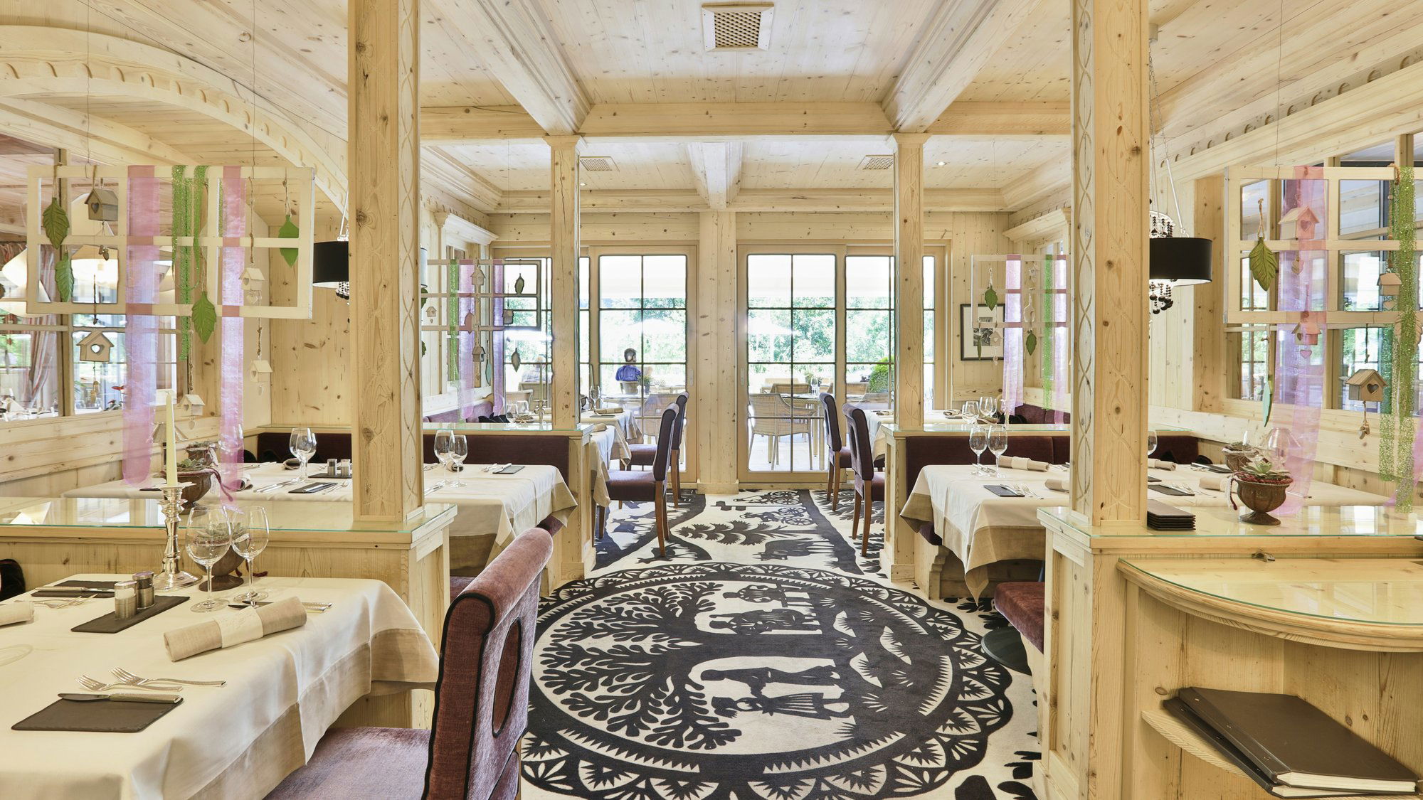 ERMITAGE Stuben, Restaurant in Schönried