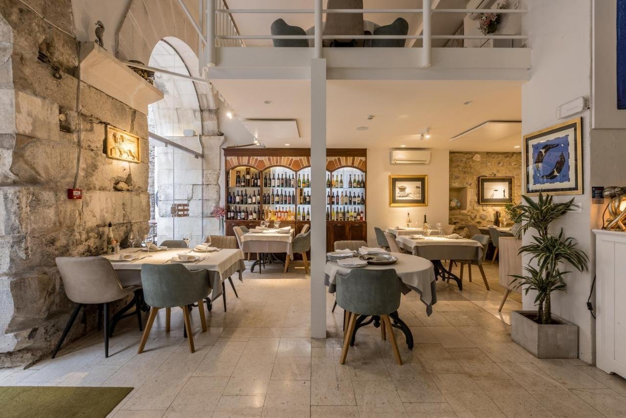 Leonis, Restaurant in Split