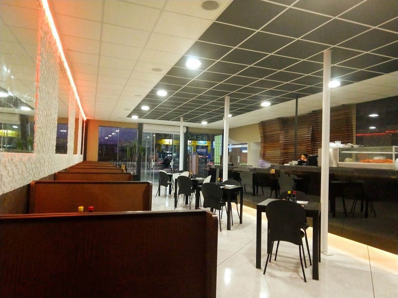 Mestre Sushi Fazendinha, Restaurant in Curitiba