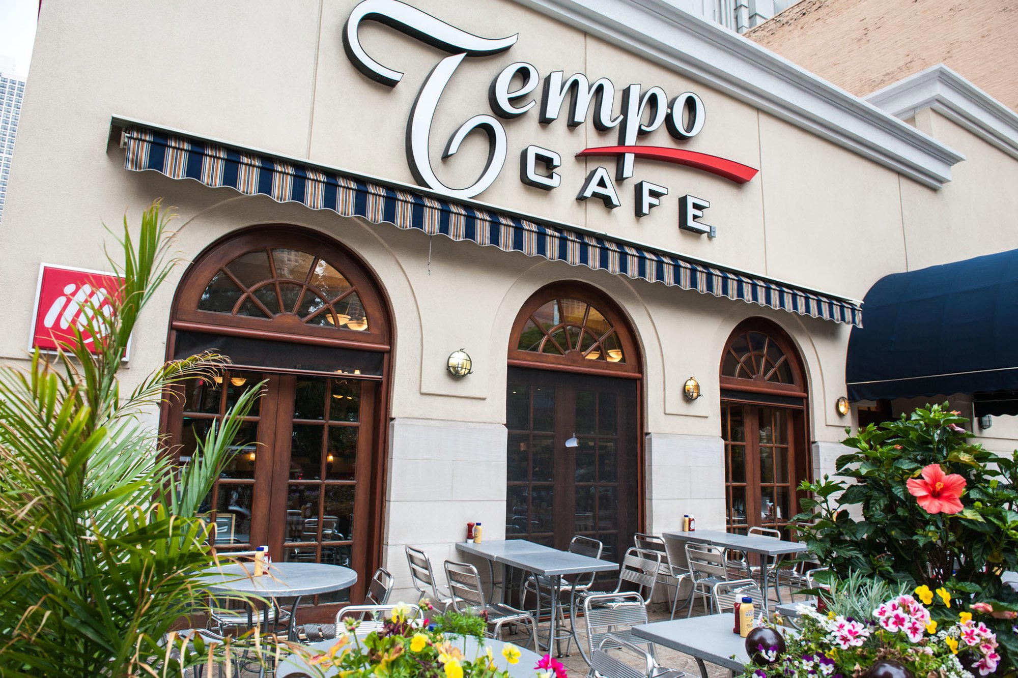 Tempo Cafe restaurant in Chicago, United States