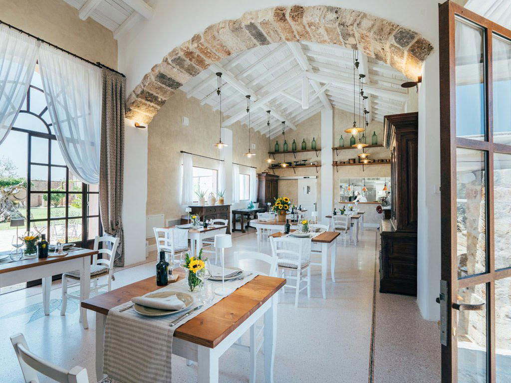 4 Elements Lounge Restaurant restaurant in Martano