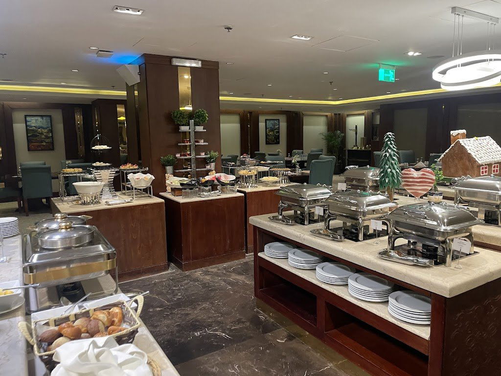 Brasserie Oasis Restaurant, Restaurant in Amman